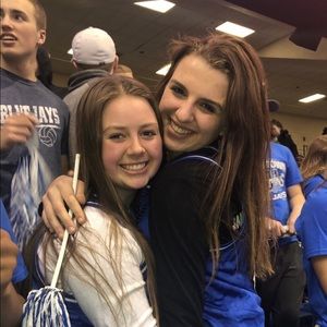 Meet your Posher, Ella